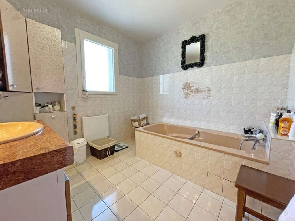 Maison à MARSAC-SUR-L&#039;ISLE