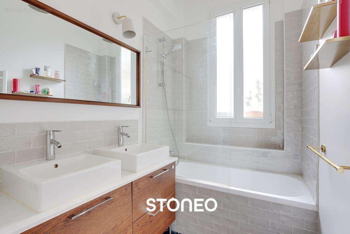 Appartement à ASNIERES-SUR-SEINE