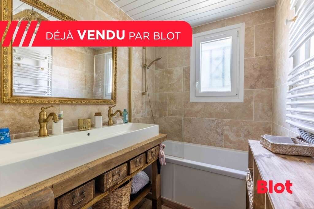 Maison à LA GRAVELLE