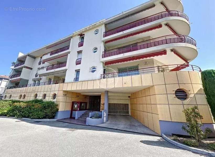 Appartement à FREJUS