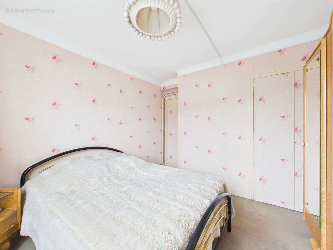 Appartement à SARTROUVILLE