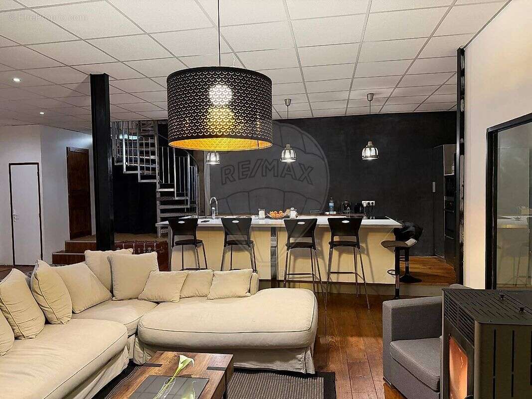 Maison à BAZOCHES-LES-BRAY