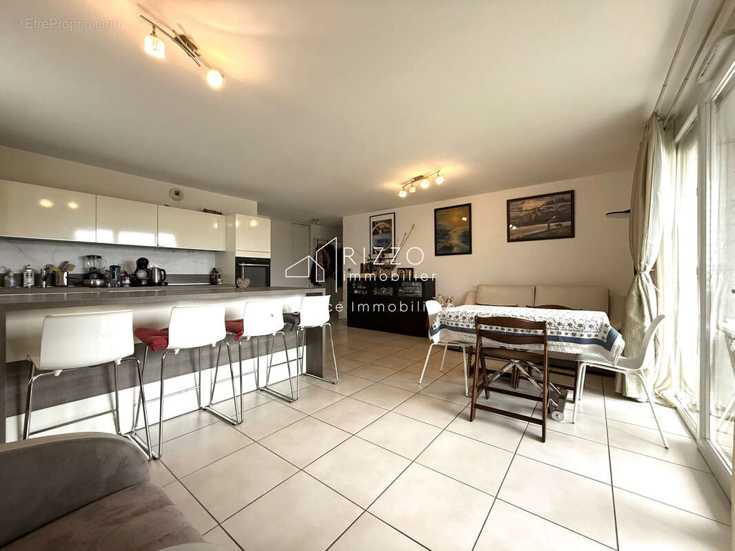 Appartement à PREVESSIN-MOENS
