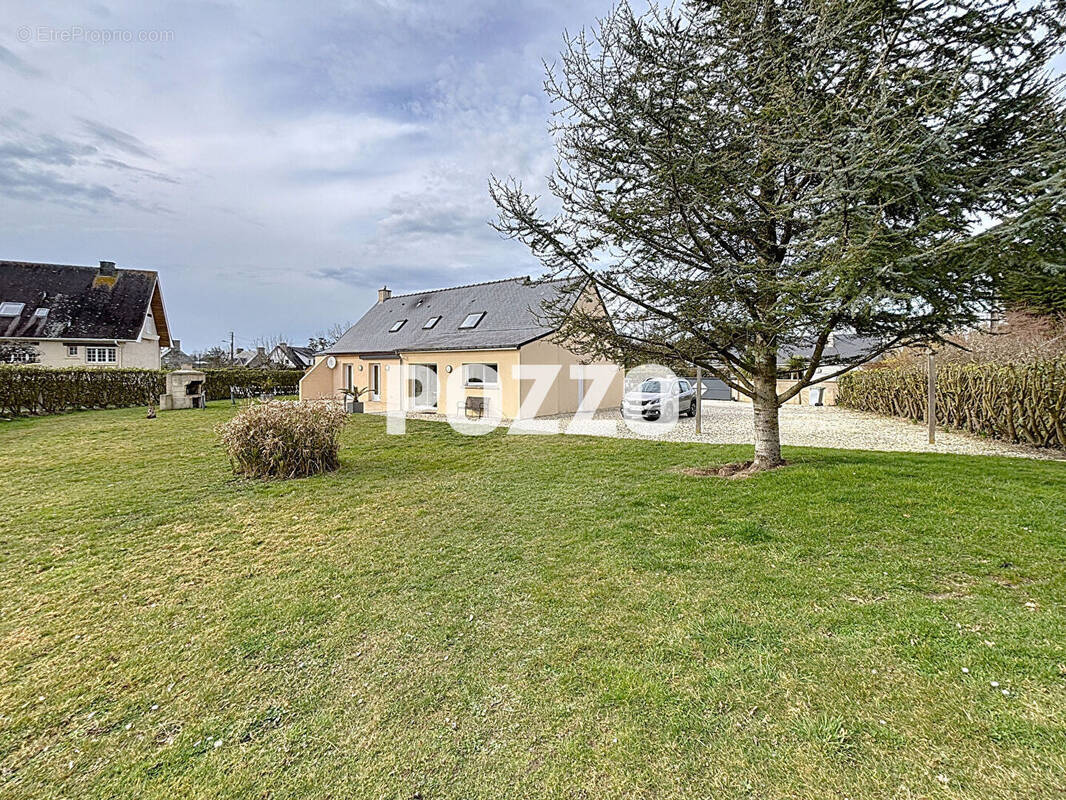 Maison à AGON-COUTAINVILLE