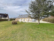 Maison à AGON-COUTAINVILLE