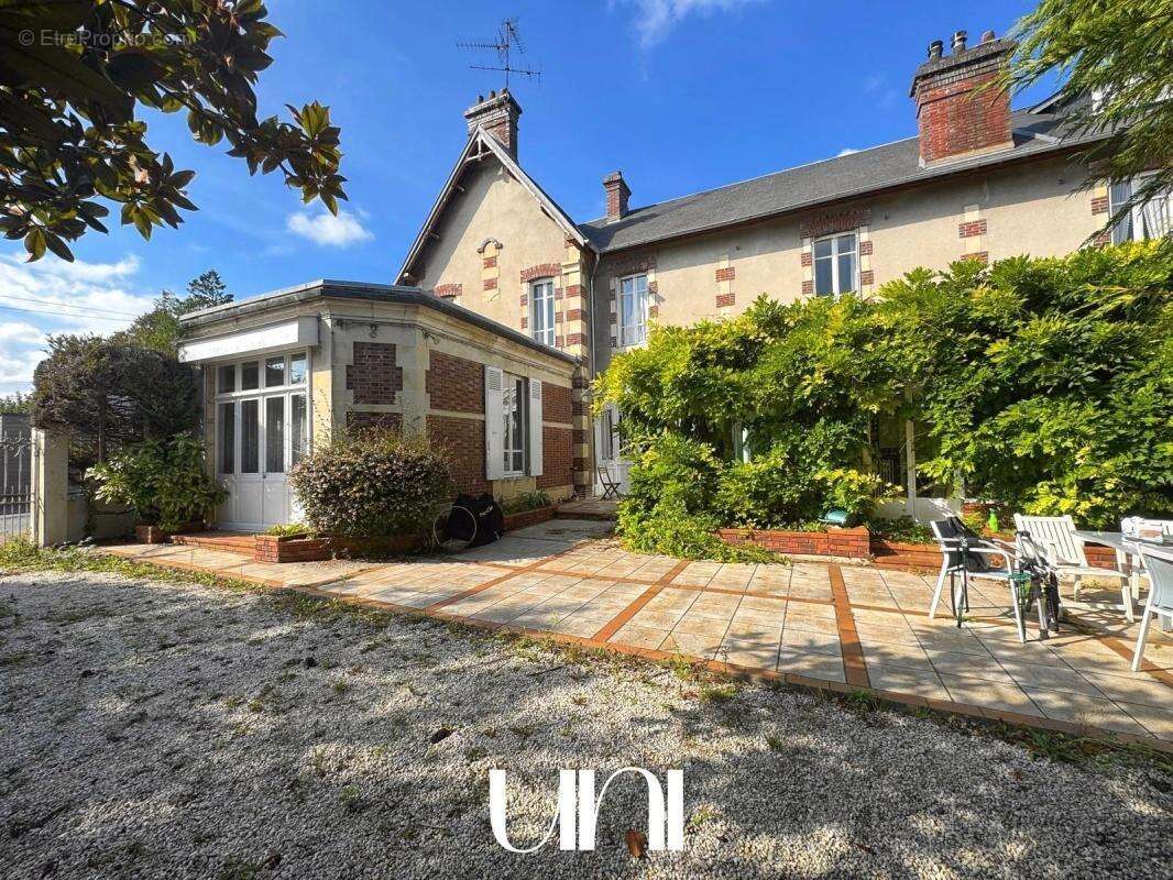 Maison à HEROUVILLE-SAINT-CLAIR