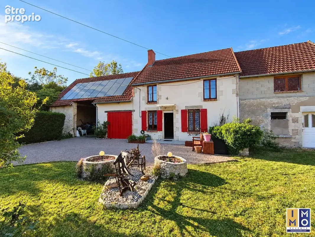Photo Maison à Feux au prix de 158 000€