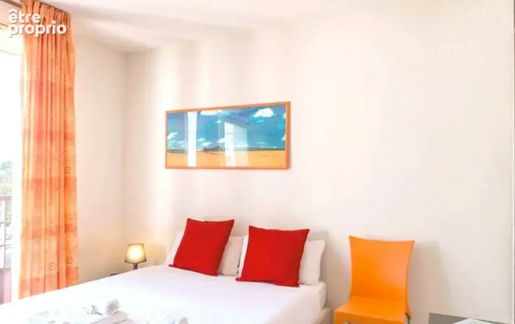 INVESTISSEMENT LOCATIF  Saint-Herblain  Résidence Affaires Appart'City Classic Nantes Saint Herblain - 6,9% de rentabilité - photo 3