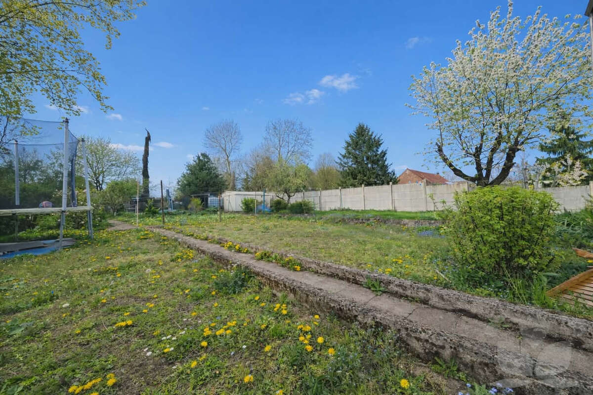 Maison à MARETZ