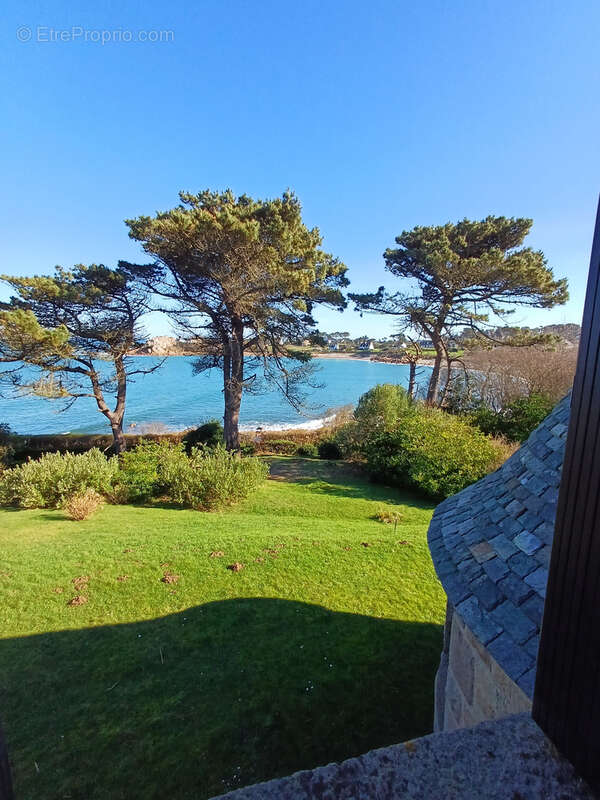 Maison à PLOUGASNOU