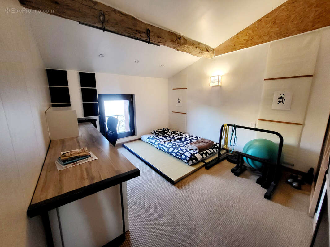 Maison à POUZOLLES