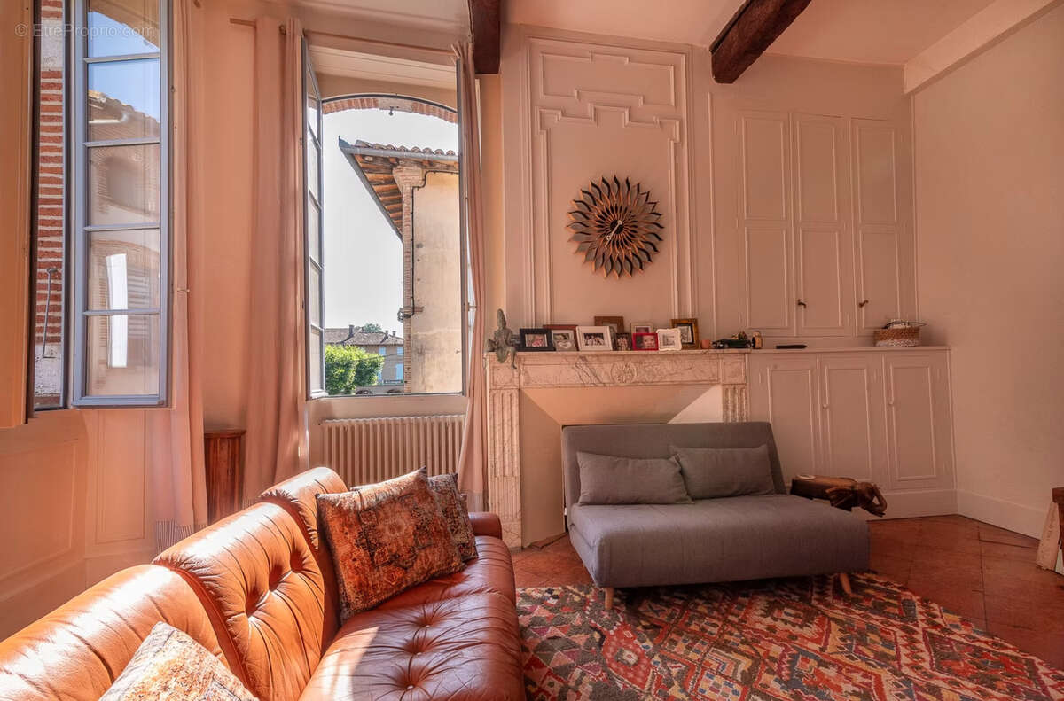 Maison à BEAUMONT-DE-LOMAGNE