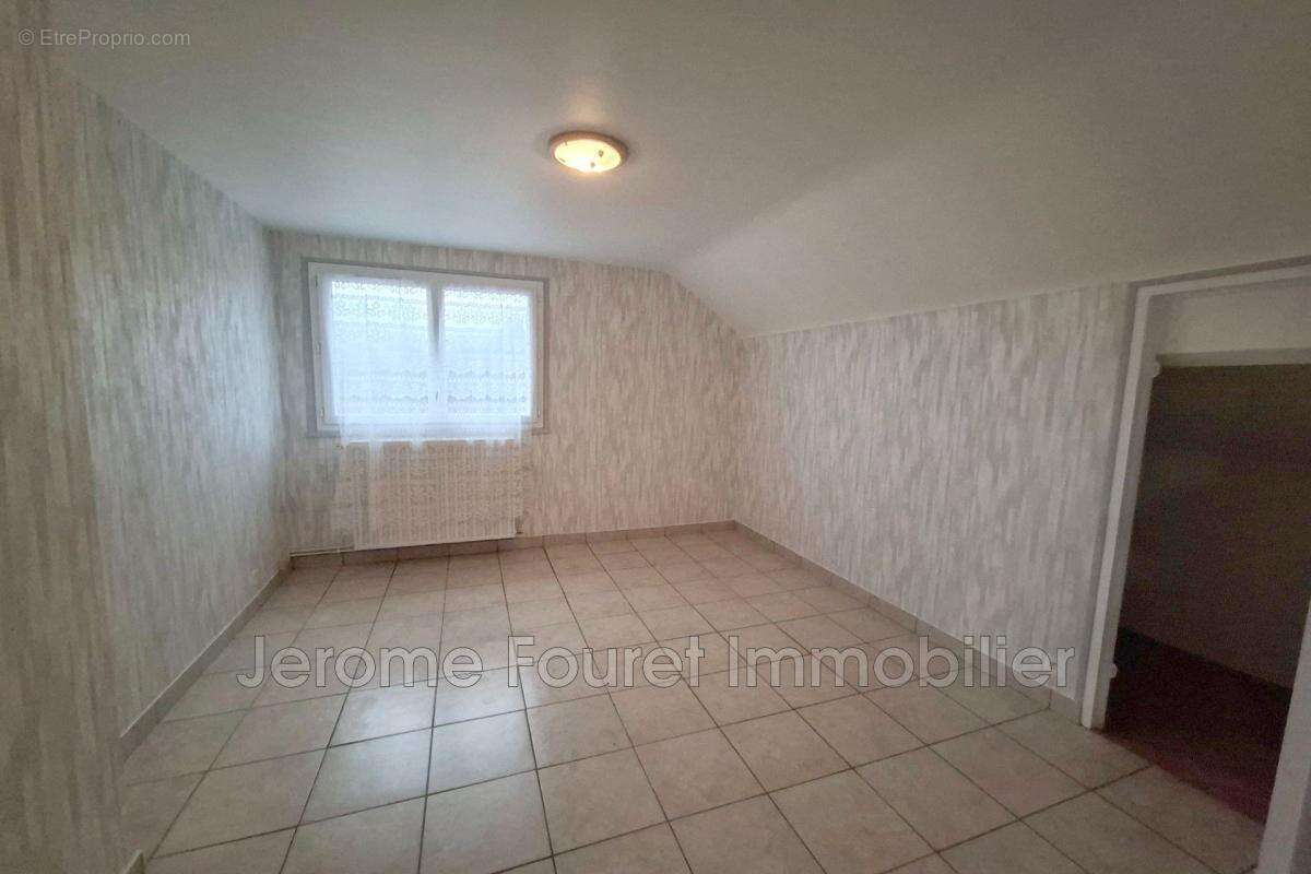 Appartement à CORREZE