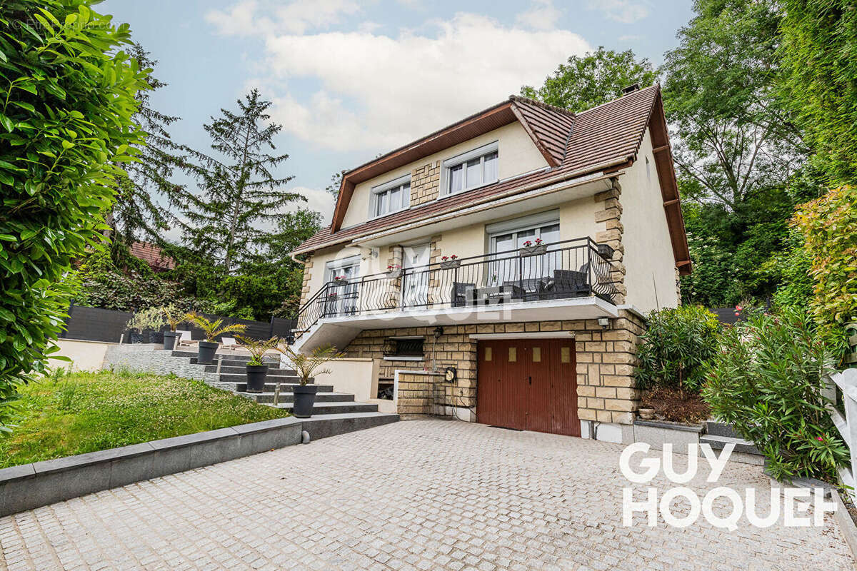 Maison à ATHIS-MONS