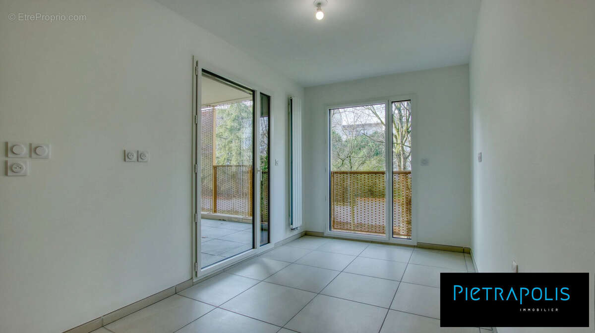 Appartement 89 m² à Villeurbanne  - photo 4
