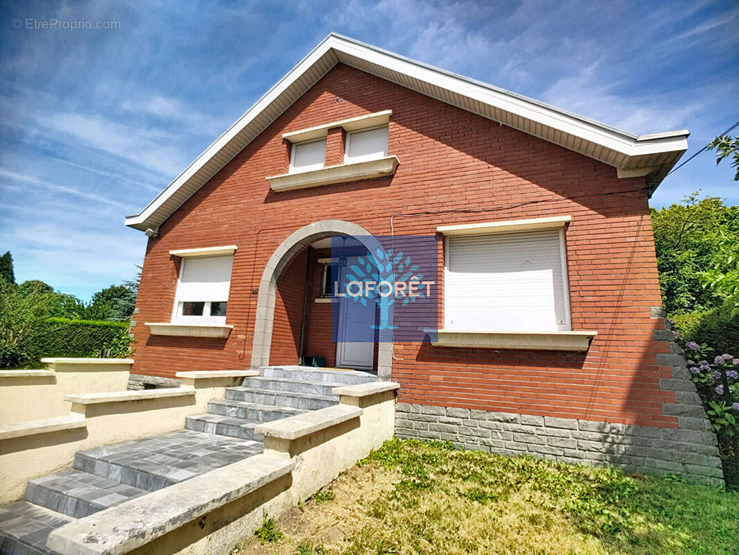 Maison à EMMERIN