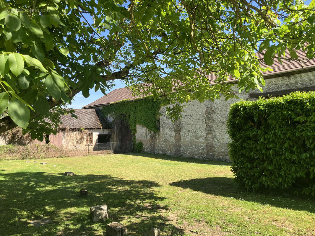 Maison à BUEIL
