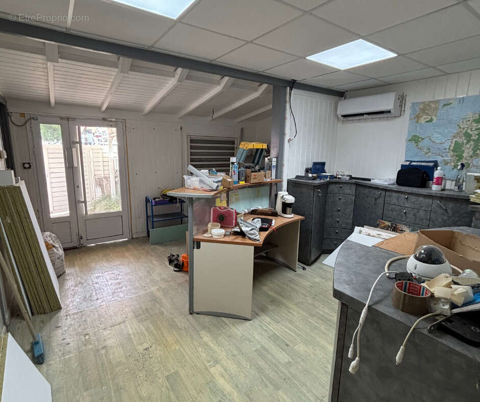 Local avec appartement — Secteur Concordia, Saint-Martin - photo 7