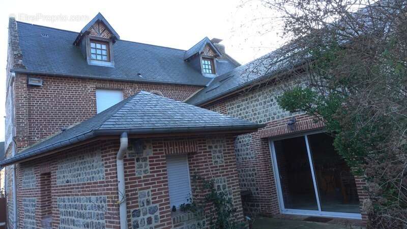 Maison à GRAINVILLE-LA-TEINTURIERE