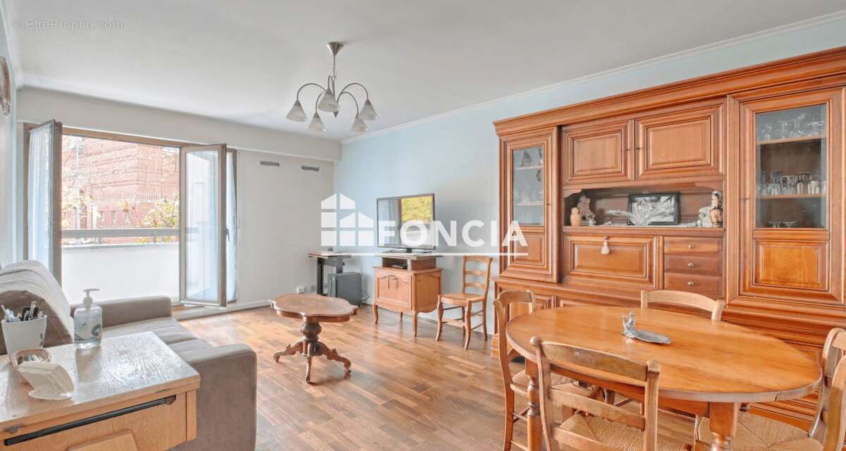 Appartement à CHATILLON