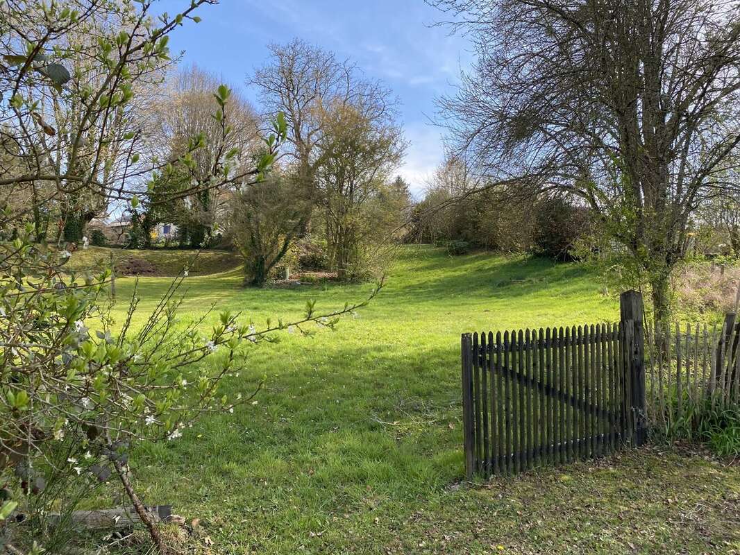 Maison à CHATEAUNEUF-LA-FORET