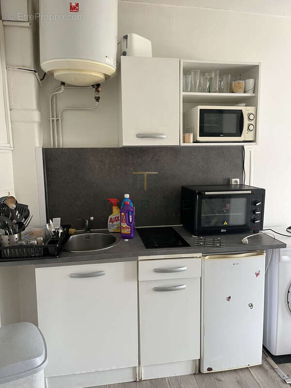 Immeuble avec 1 local commercial et 11 appartements - photo 15