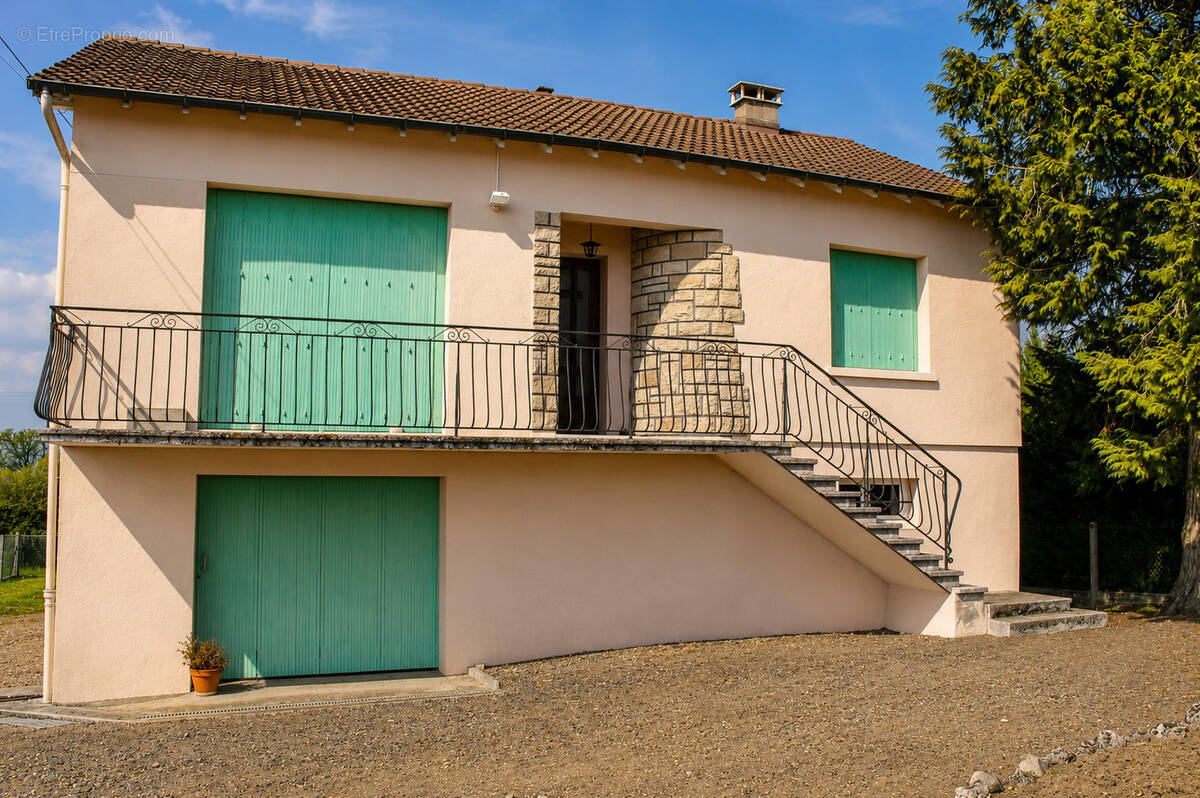 Maison à RONGERES