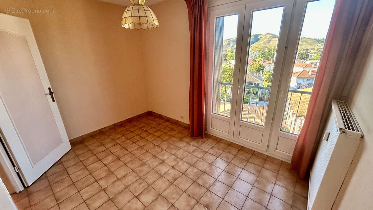 Appartement à TOURNON-SUR-RHONE