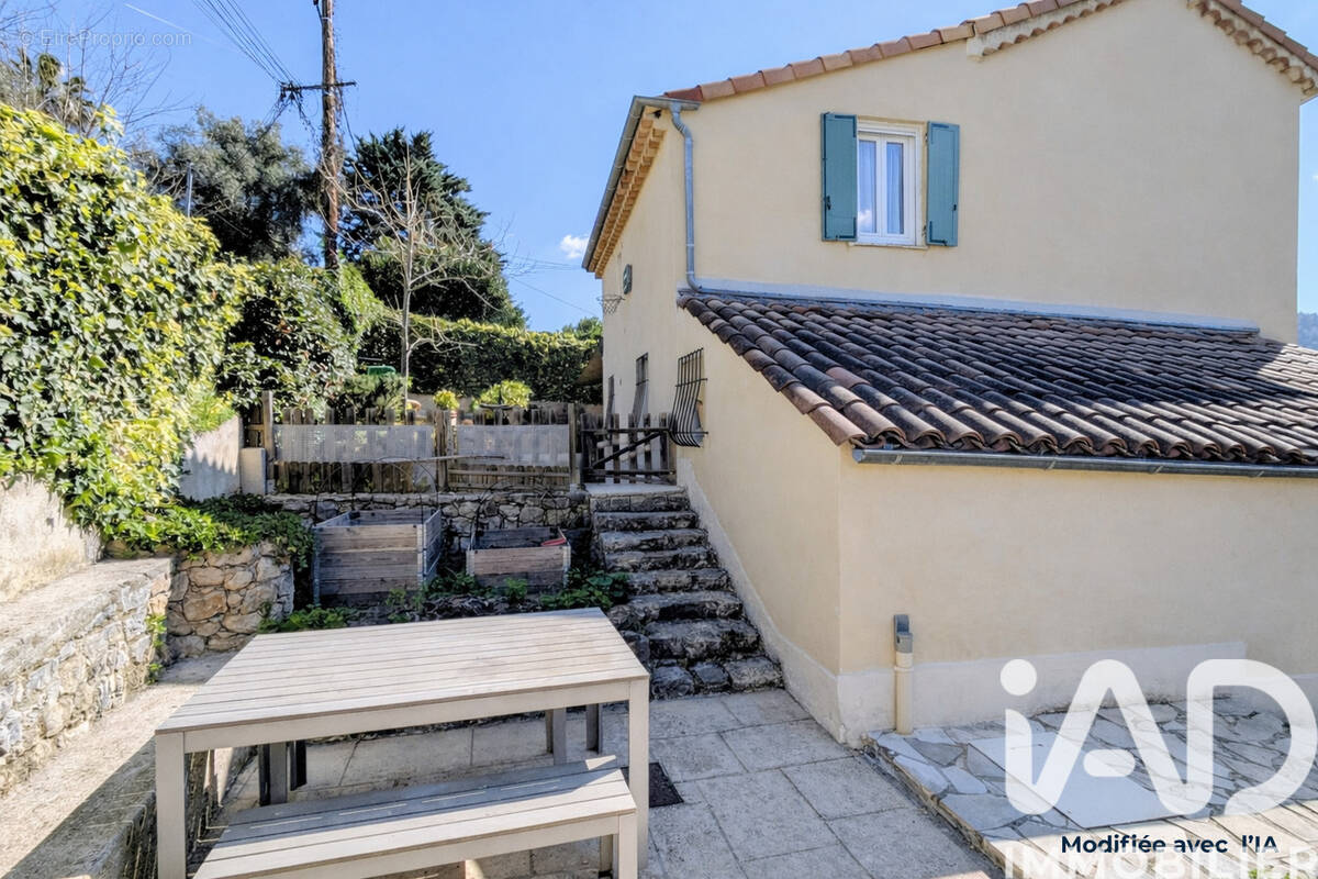 Photo 1 - Maison à LE BAR-SUR-LOUP