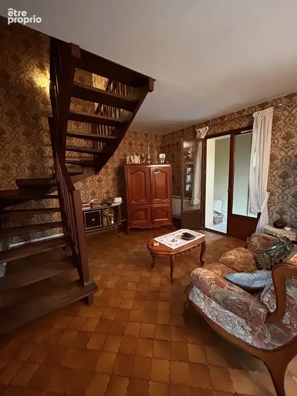 Maison avec jardin et garage - photo 5