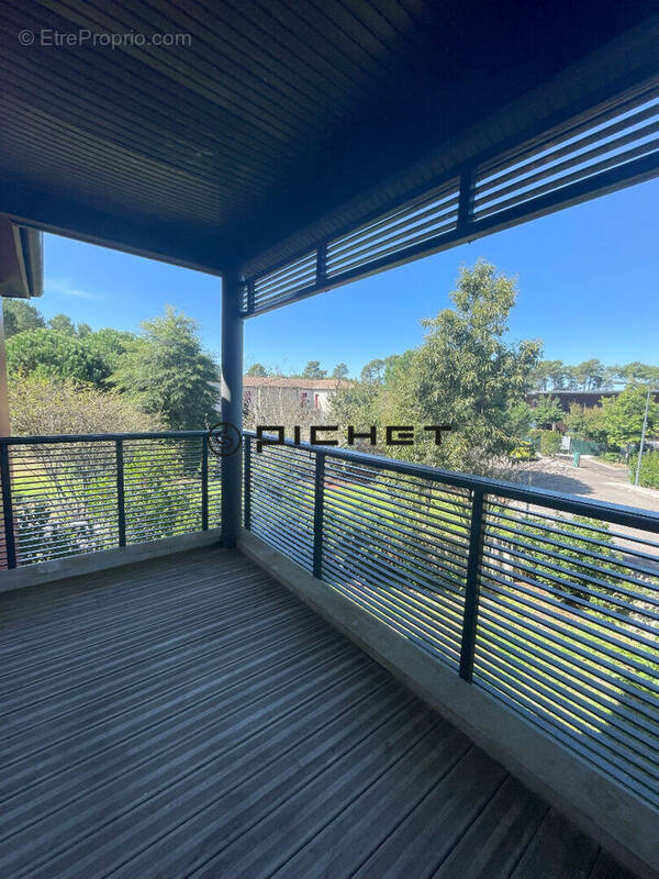 Appartement à SAINT-JEAN-D&#039;ILLAC