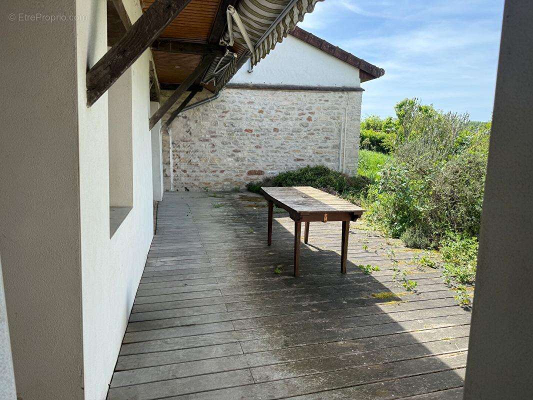 Maison à SAINT-MARCEL