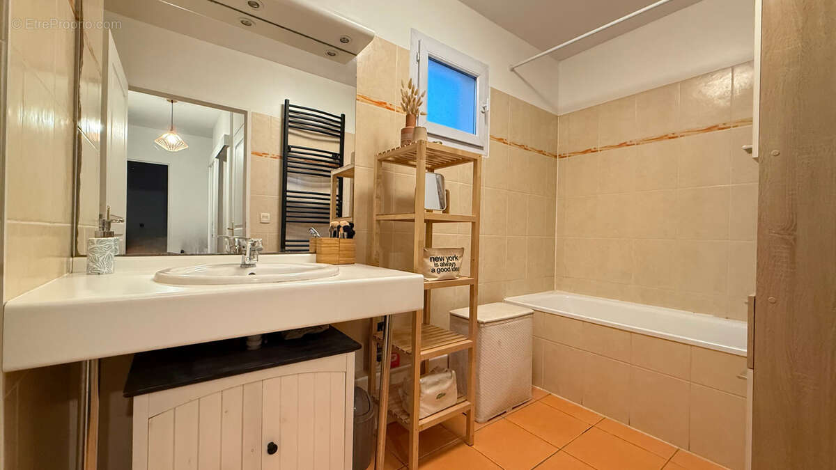 Maison à PREVESSIN-MOENS