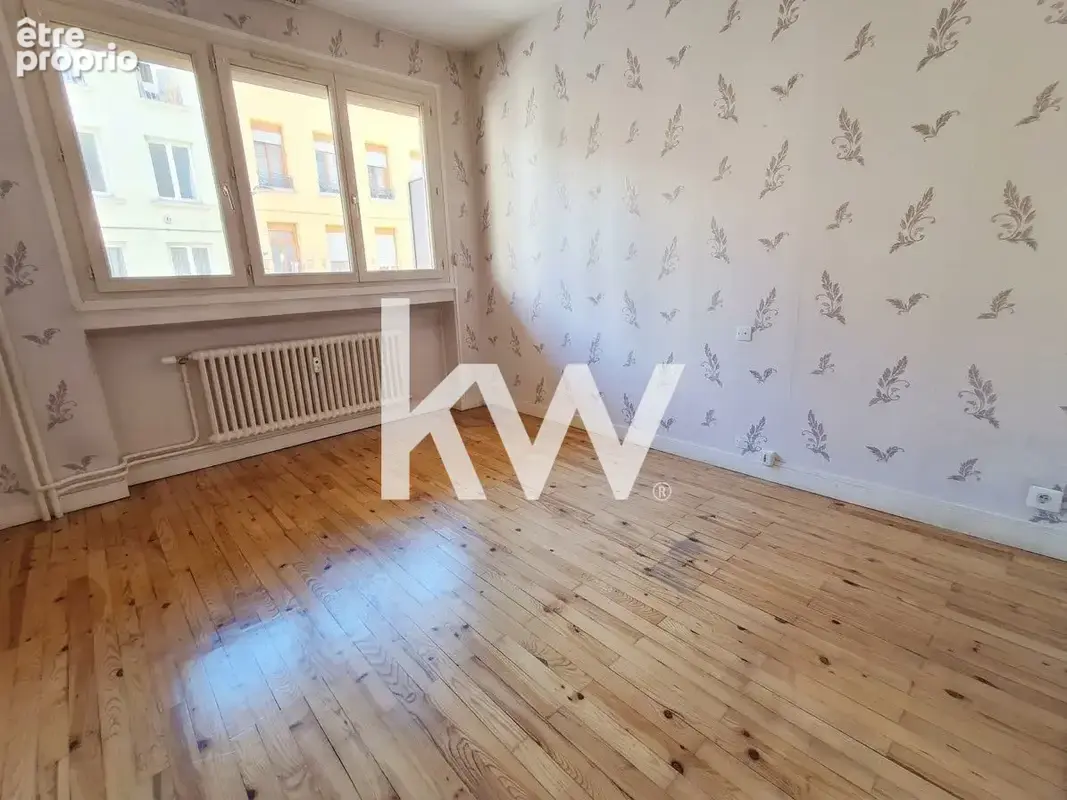 Appartement 2 pièces 44 m² à vendre à Saint-Etienne (42000) - photo 3