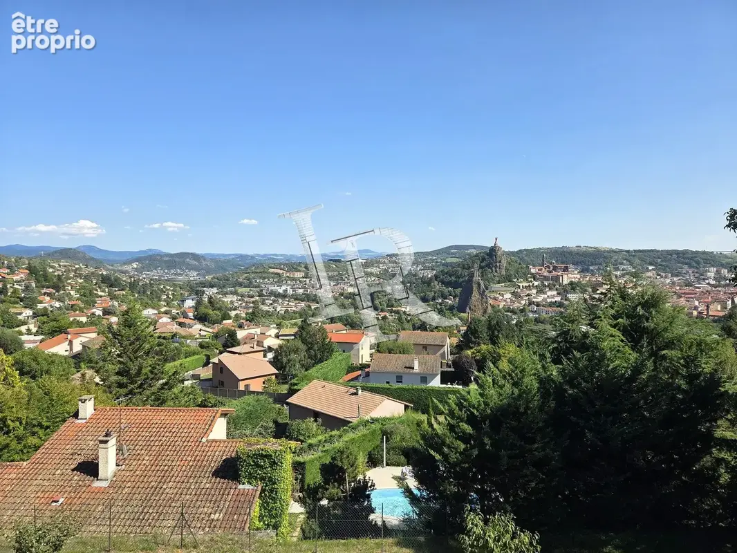 Maison 158 m² à Le Puy-En-Velay  - photo 2