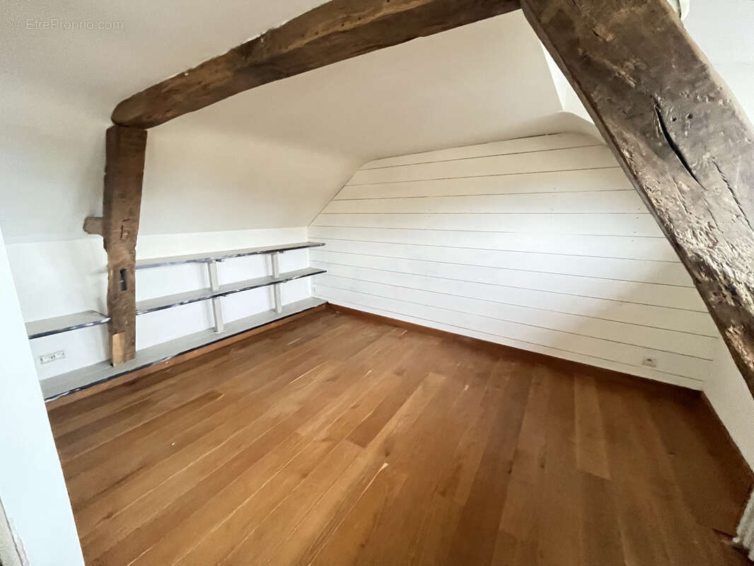 Maison à SABLE-SUR-SARTHE