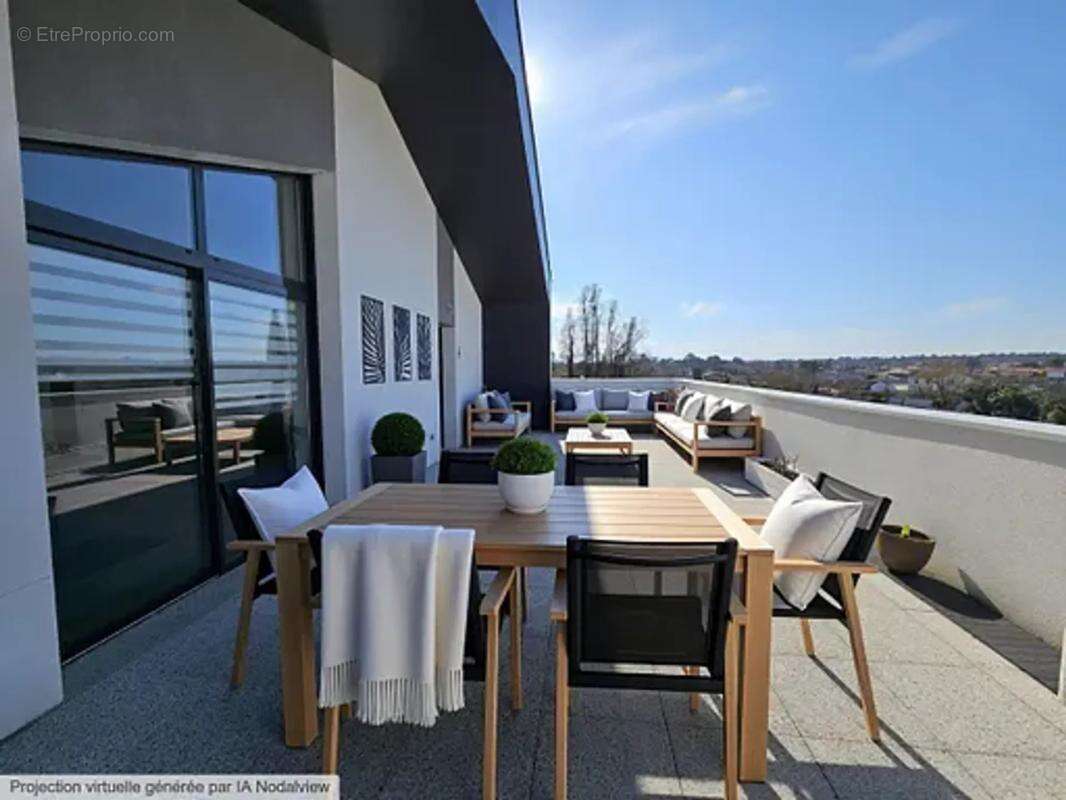 Appartement à PAREMPUYRE