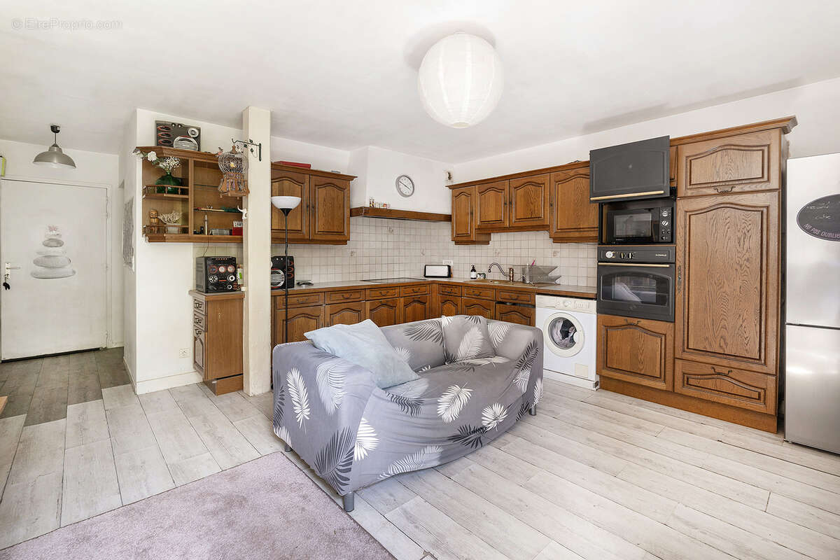 Coup de cœur   appartement avec jardin privatif, cave voûtée et parking - photo 3