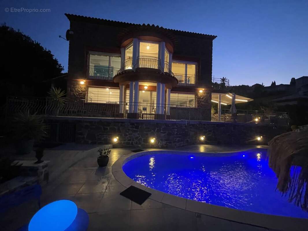 Maison à SAINT-RAPHAEL