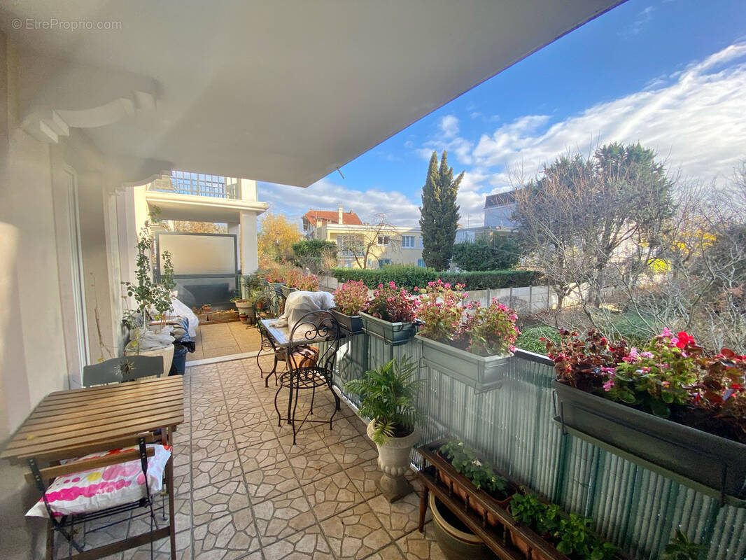 Appartement à SAINT-GRATIEN