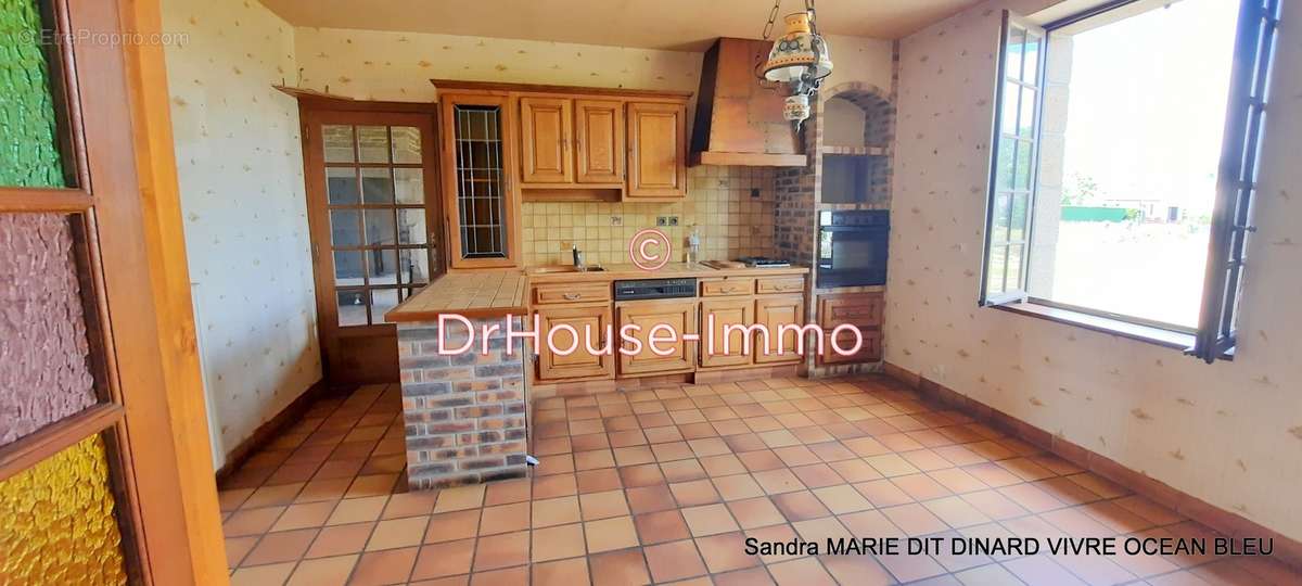 Maison à SAINT-HILAIRE-DU-HARCOUET