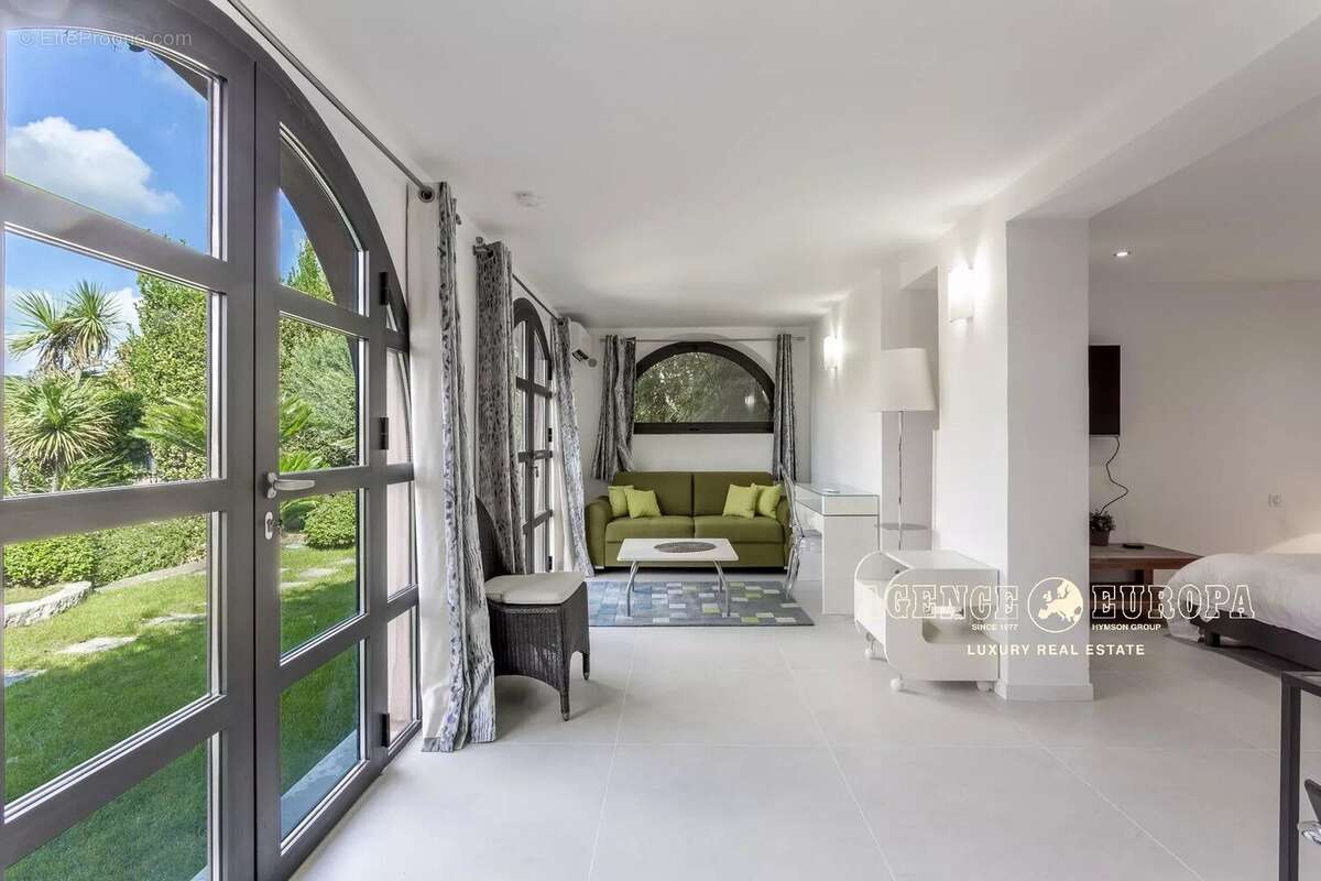 Maison à CANNES