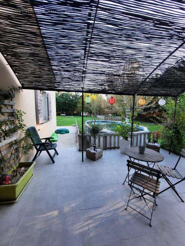 Maison à PERNES-LES-FONTAINES