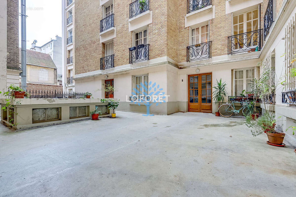 Appartement à PARIS-20E