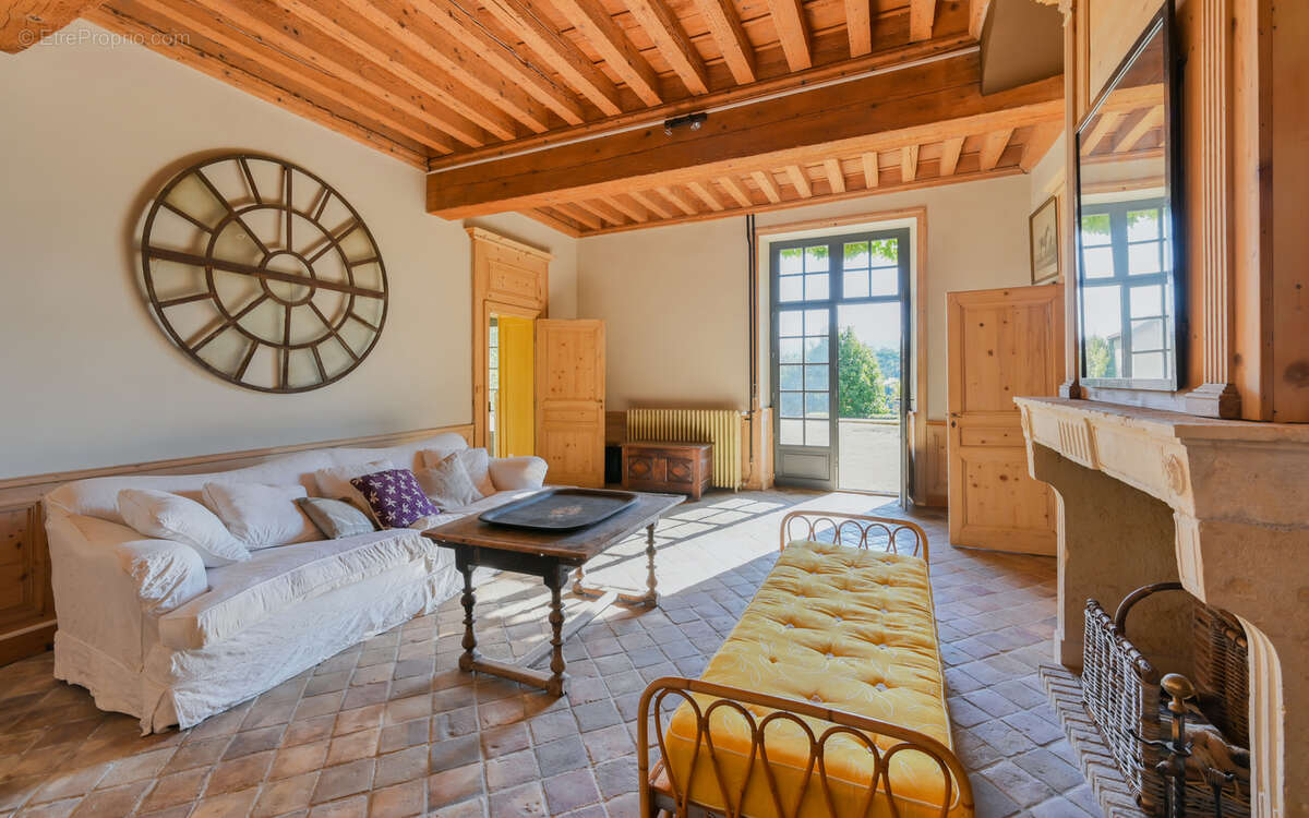 Maison à MARCILLY-D&#039;AZERGUES