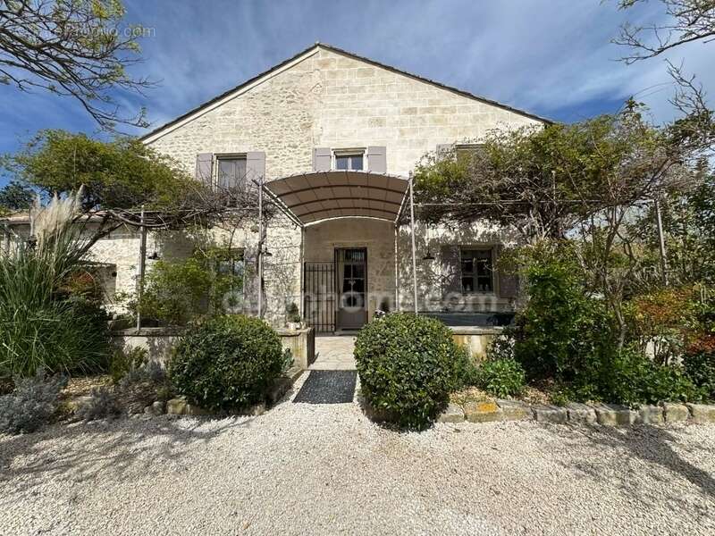 Maison à SAINT-REMY-DE-PROVENCE