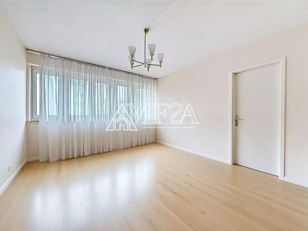 Appartement à MASSY