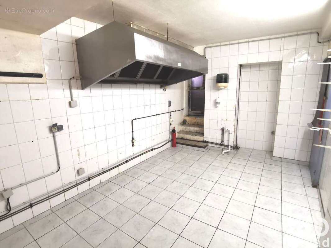 Photo 6 - Commerce à LE PEAGE-DE-ROUSSILLON