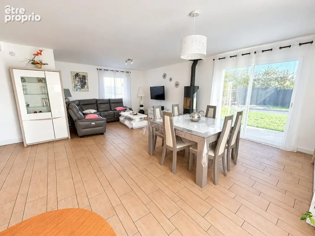 Maison 6 pièces 142 m² à vendre à Yffiniac (22120) - photo 2