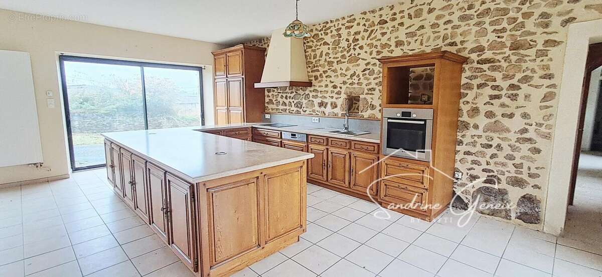 Photo 4 - Maison à SAINT-GENES-LA-TOURETTE